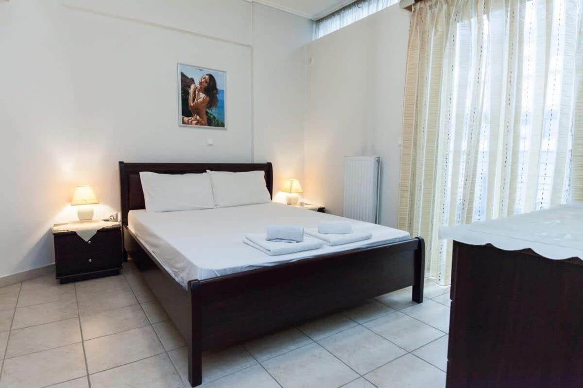 Scenic Balcony Apt In Vibrant Petralona Athens Luaran gambar
